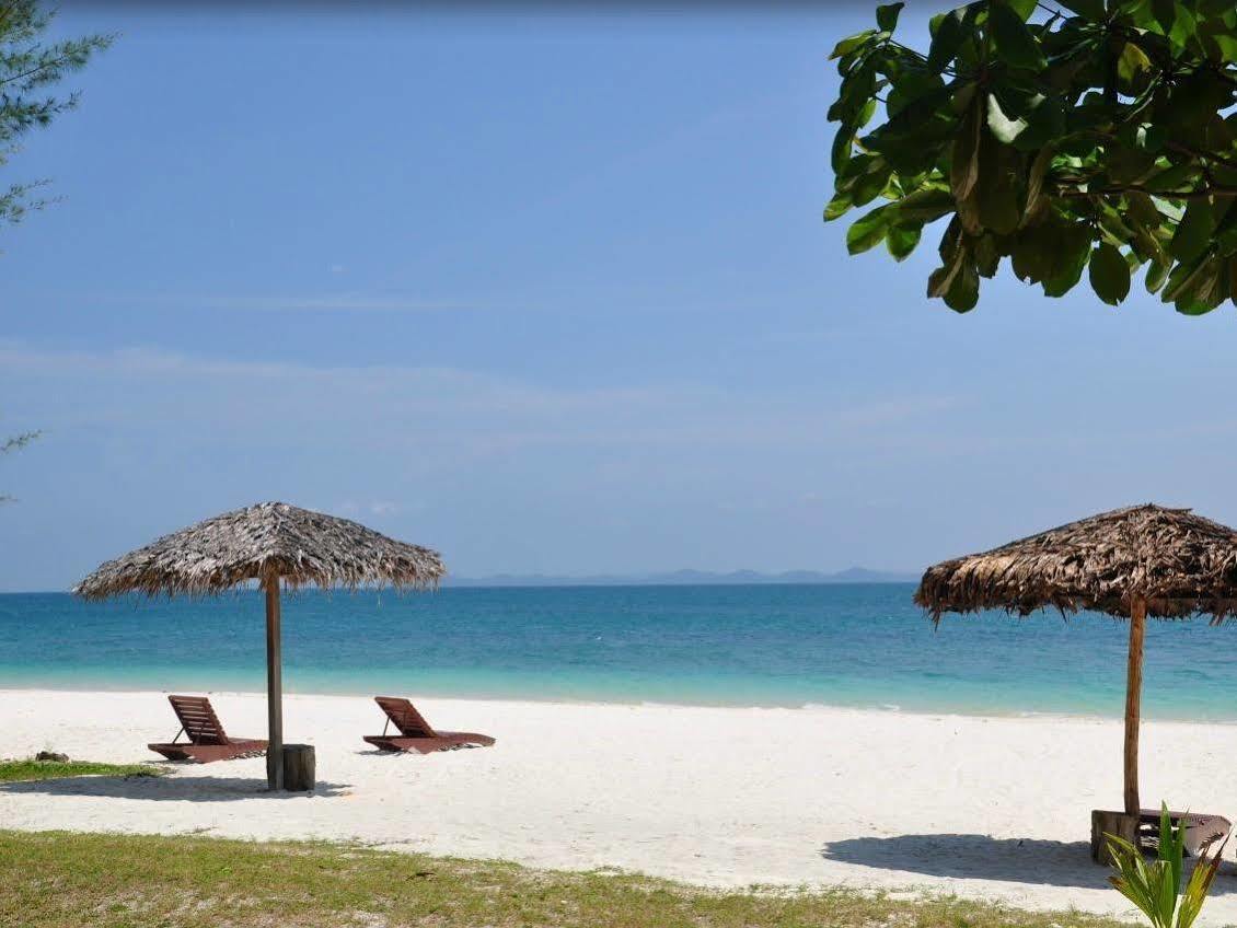 Aseania Resort Pulau Besar Mersing Exterior foto