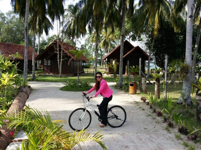 Aseania Resort Pulau Besar Mersing Exterior foto